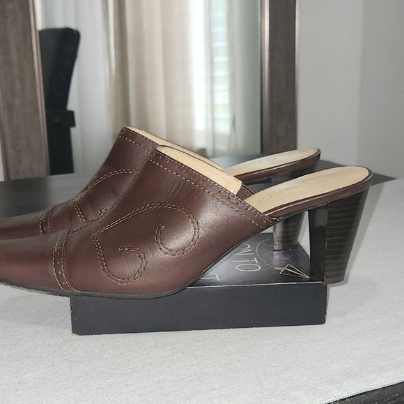 Madeline Brown Leather Mules Size 9.5 - Picture 10 of 10